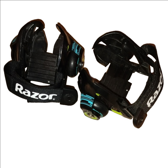 Jetts Heel Wheels, which are attachable wheels that strap to your regular shoes - Picture 2 of 7